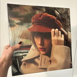 Taylor Swift – Red (Taylor’s Version) Vinyl LP | Factory Sealed